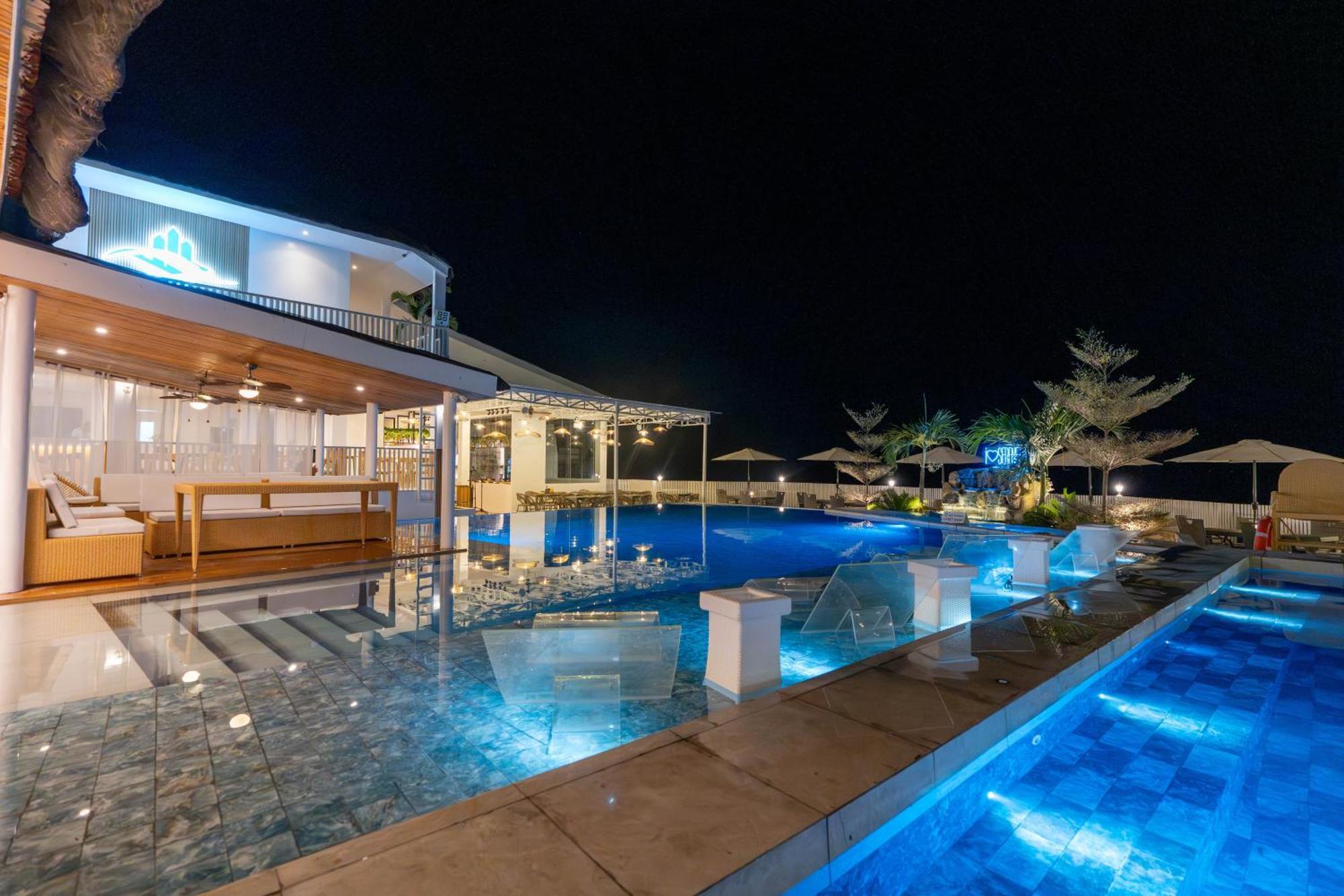 Serene Oasis Resort - Oslob Cebu Philippines Екстер'єр фото